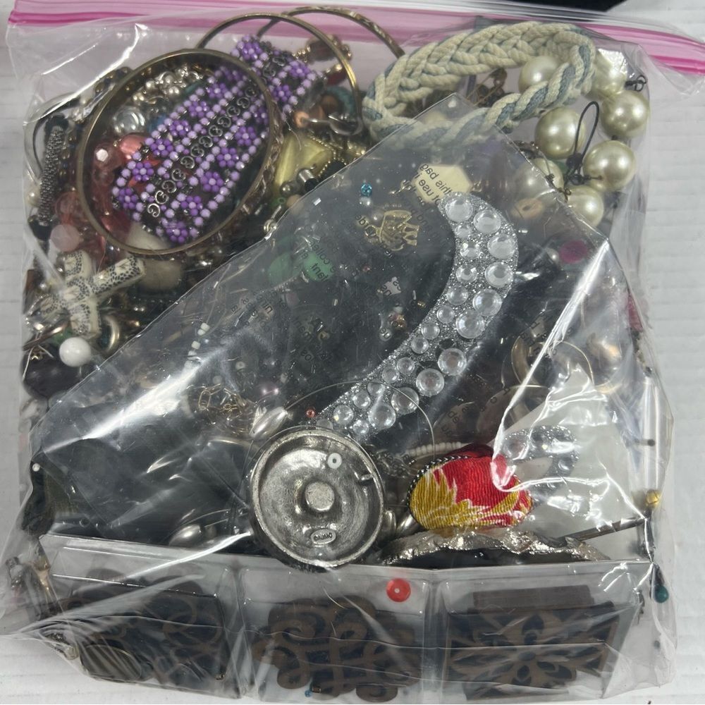 5 pound scoop of craft jewelry misc  vintage to current for repurpose mystery